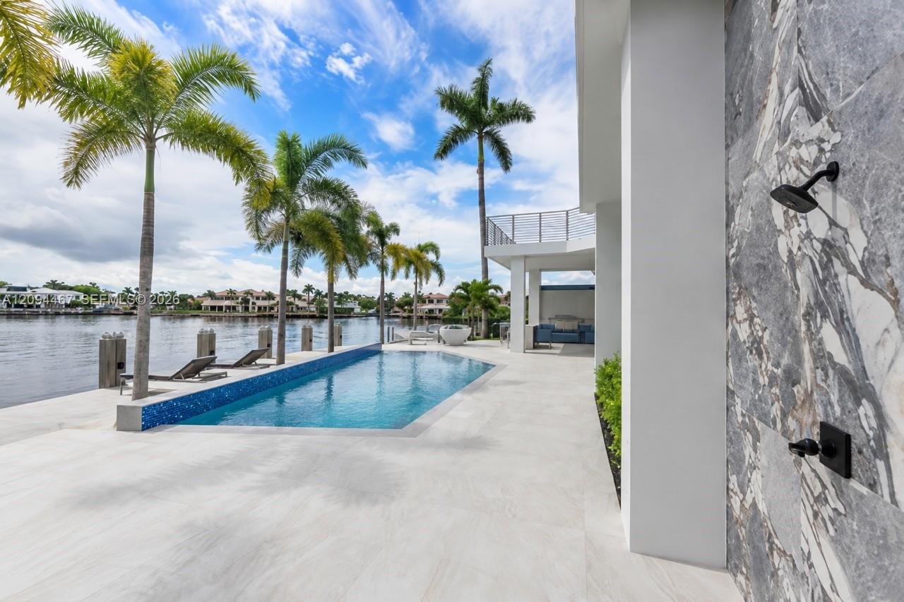 350 Circle Drive