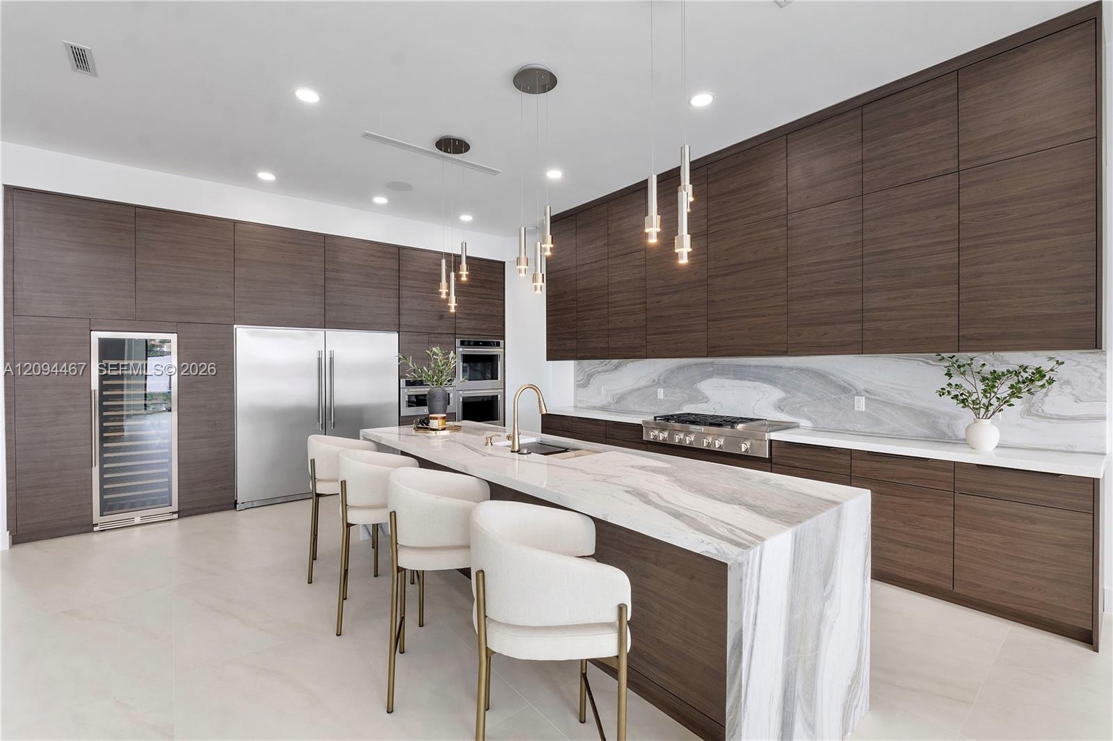 350 Circle Drive