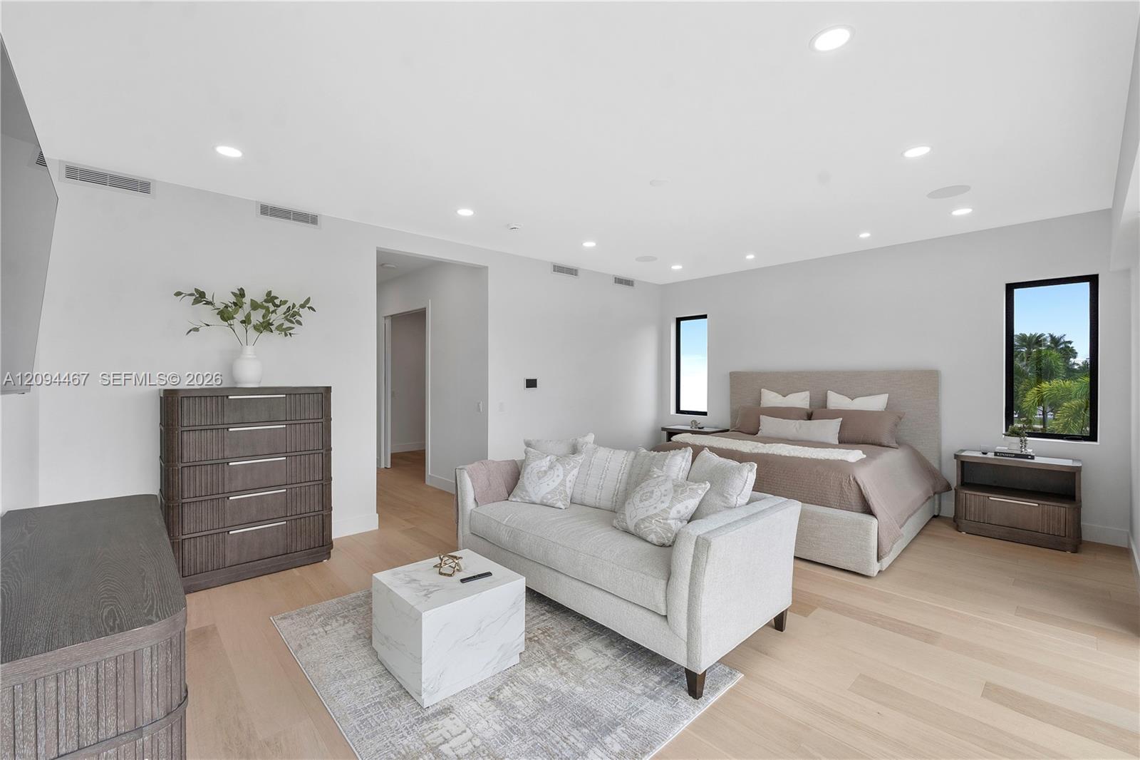 350 Circle Drive