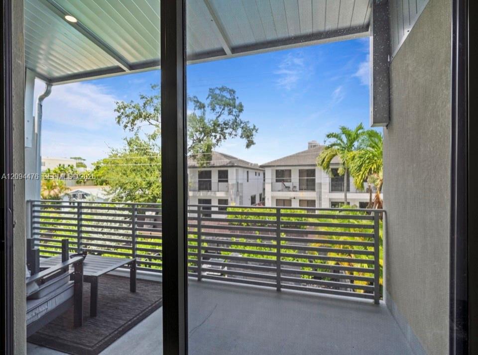 307 SW 10th Street