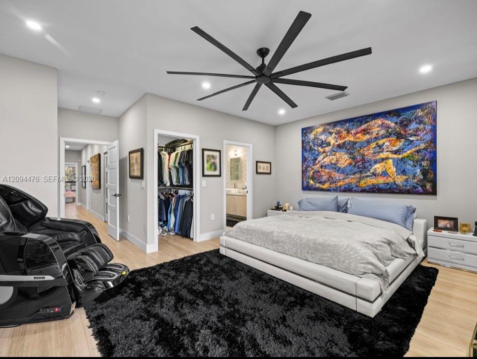 307 SW 10th Street