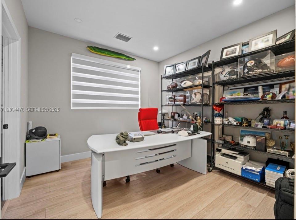 307 SW 10th Street