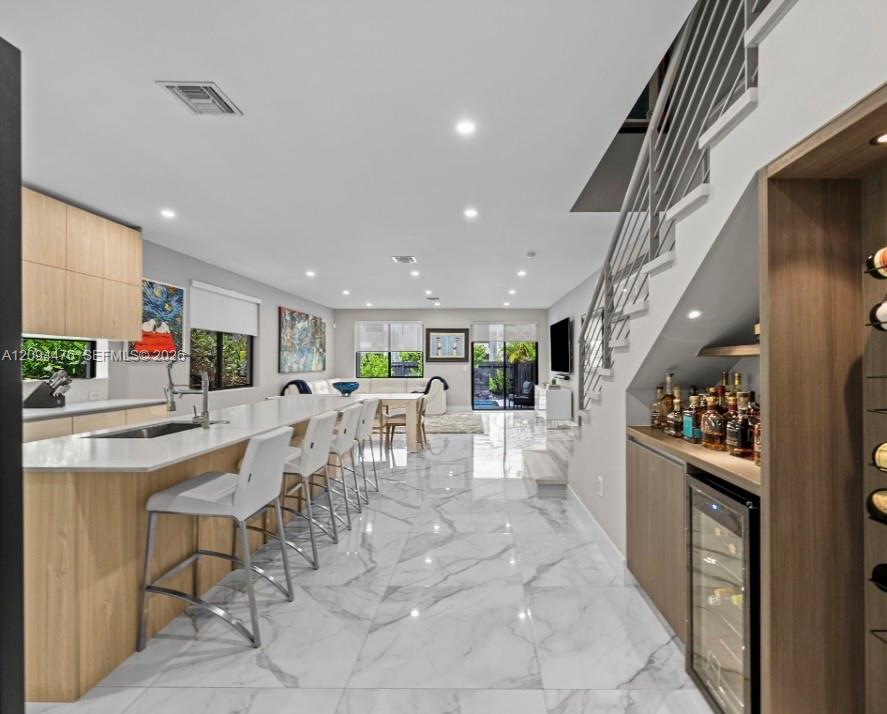 307 SW 10th Street