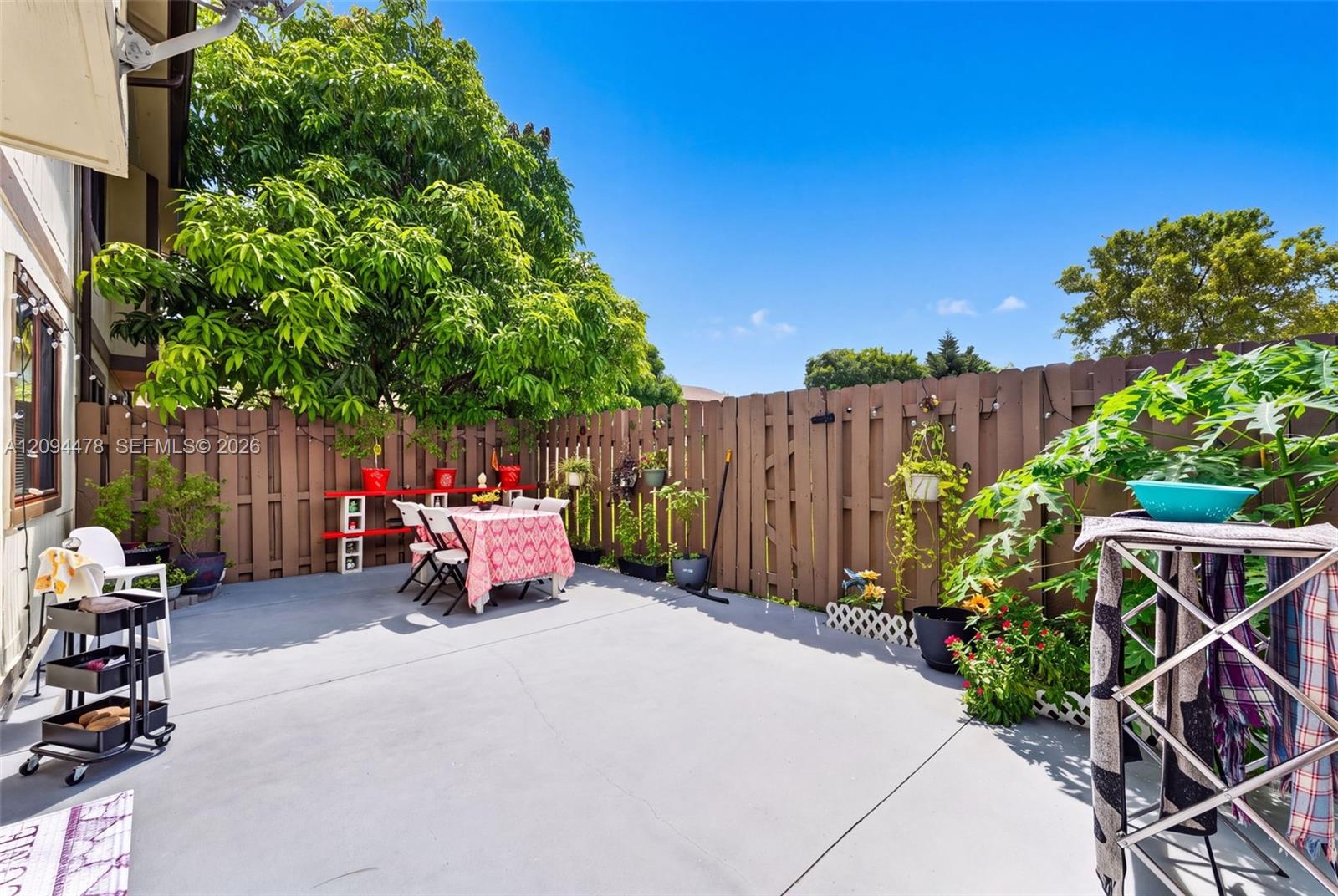 460 NE 211th Terrace
