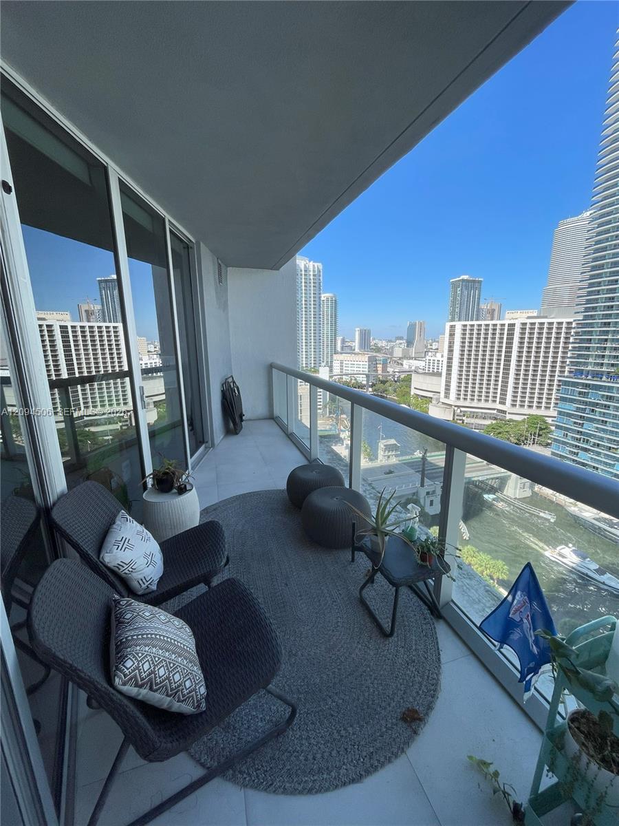 475 Brickell Avenue