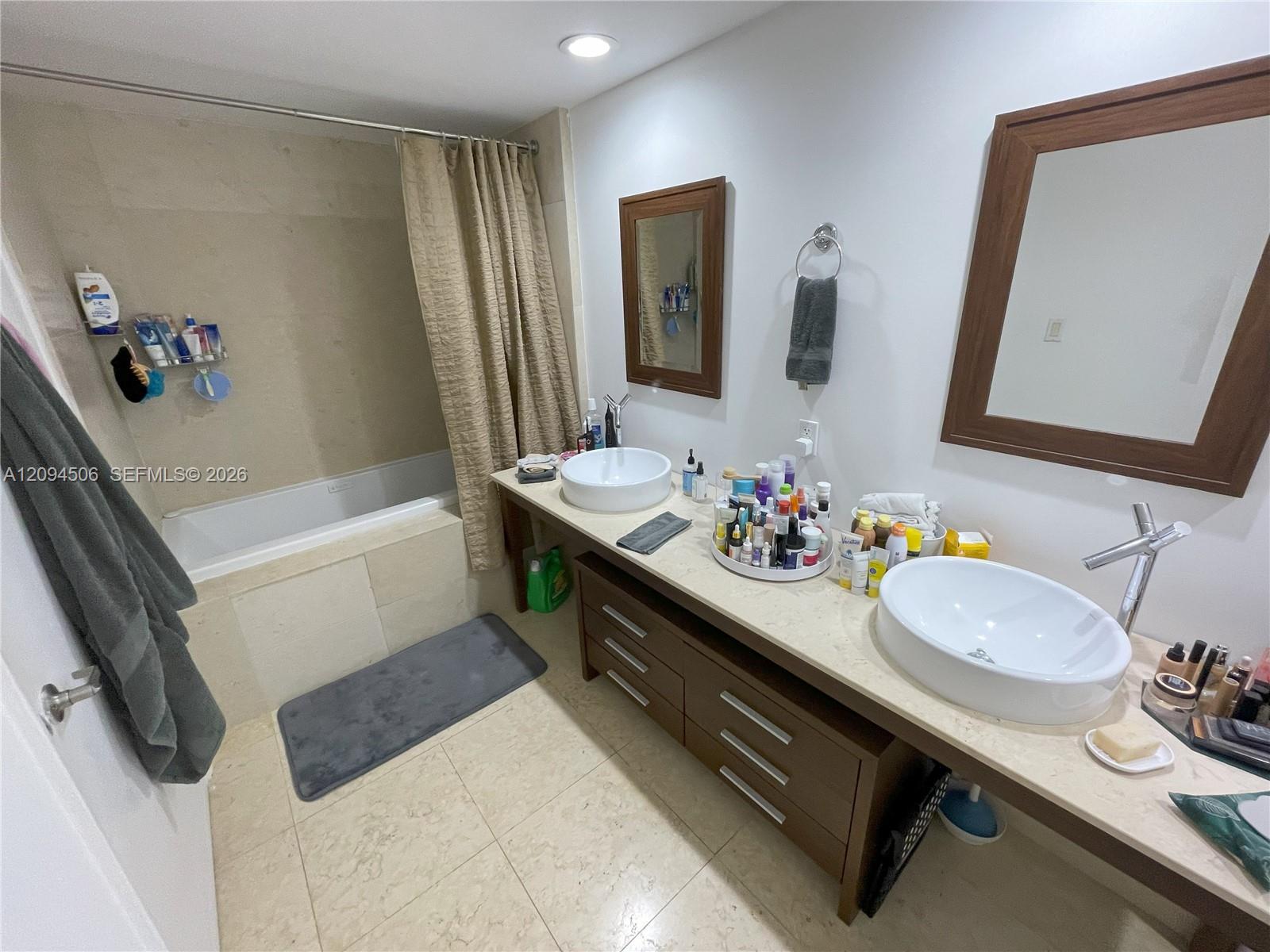 475 Brickell Avenue