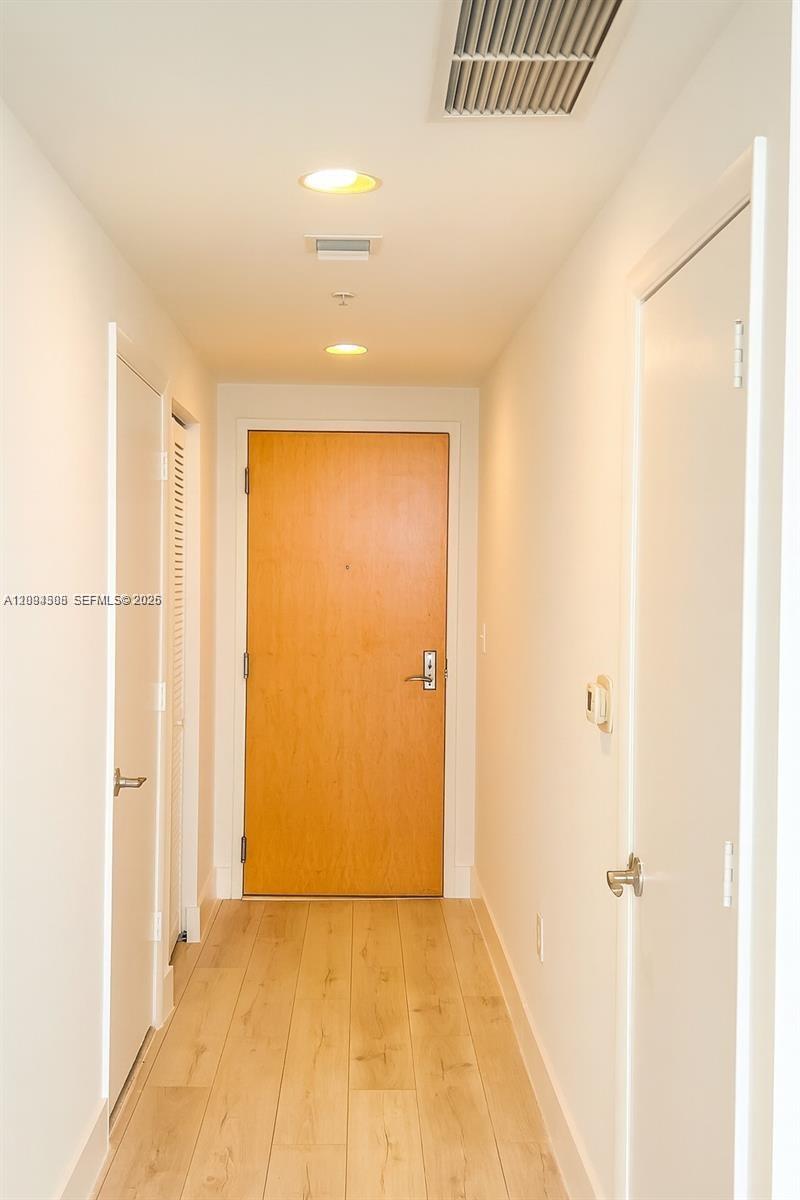 253 NE 2nd Street