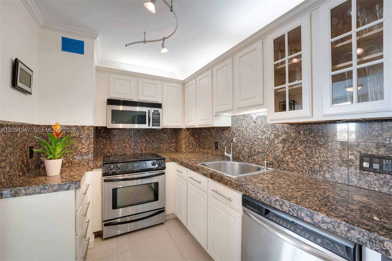 5 Island Avenue
