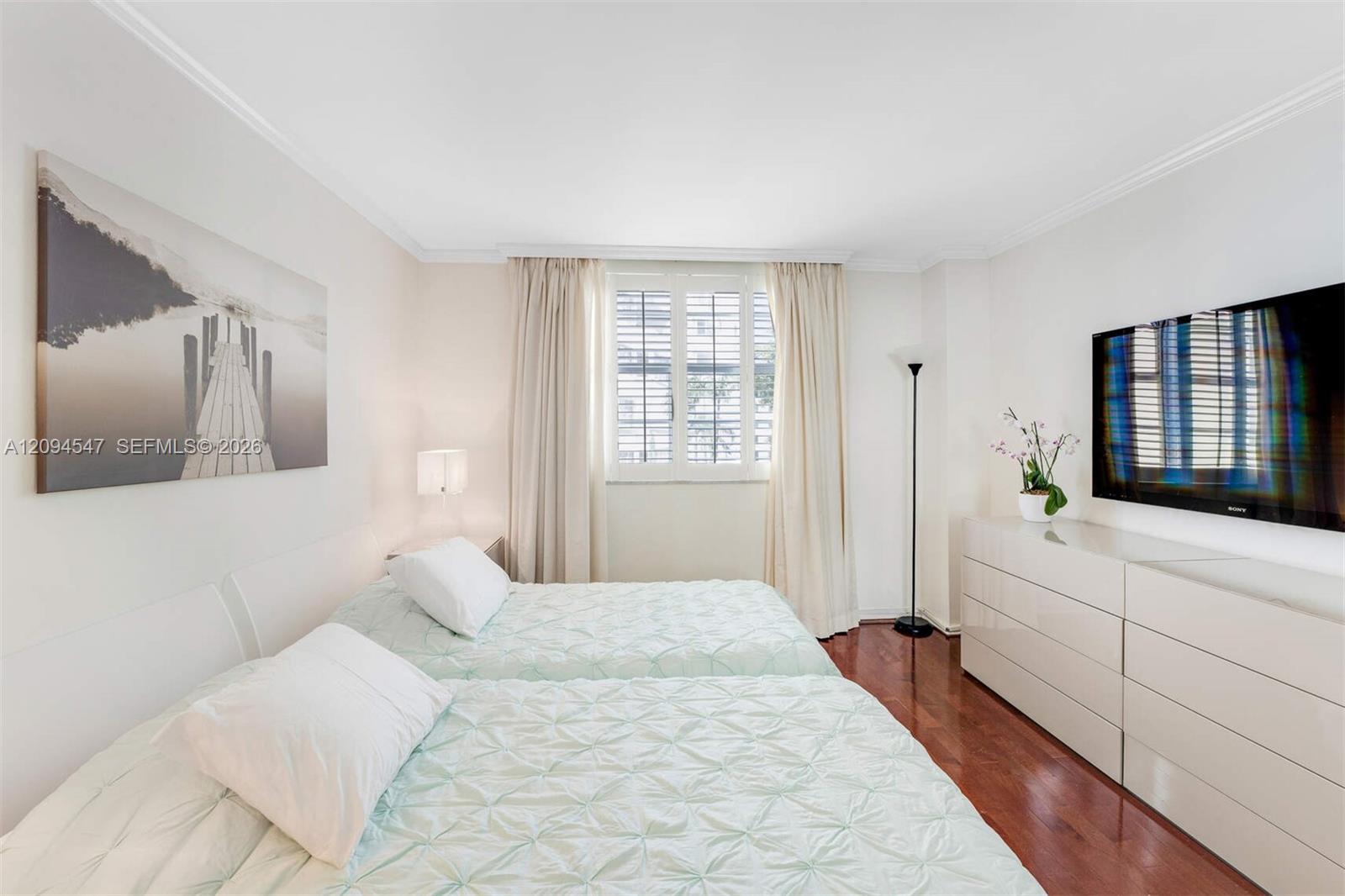 5 Island Avenue