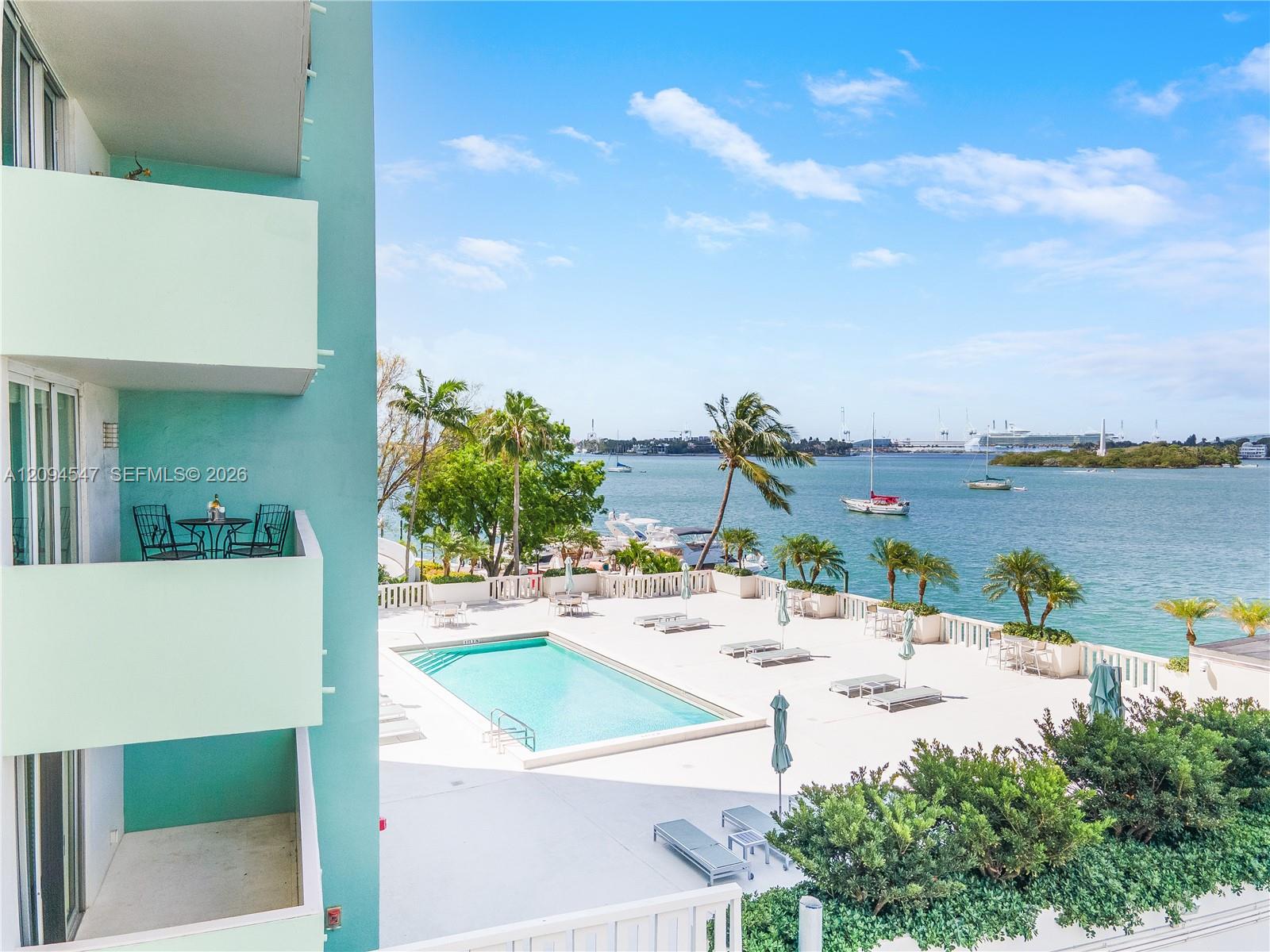 5 Island Avenue