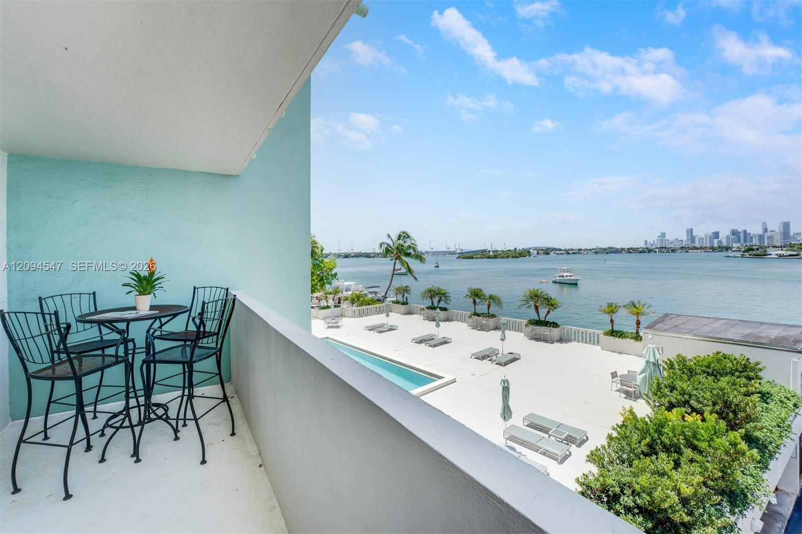 5 Island Avenue