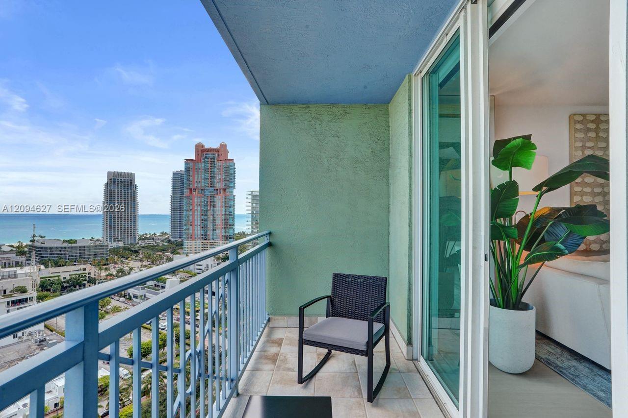 90 Alton Road