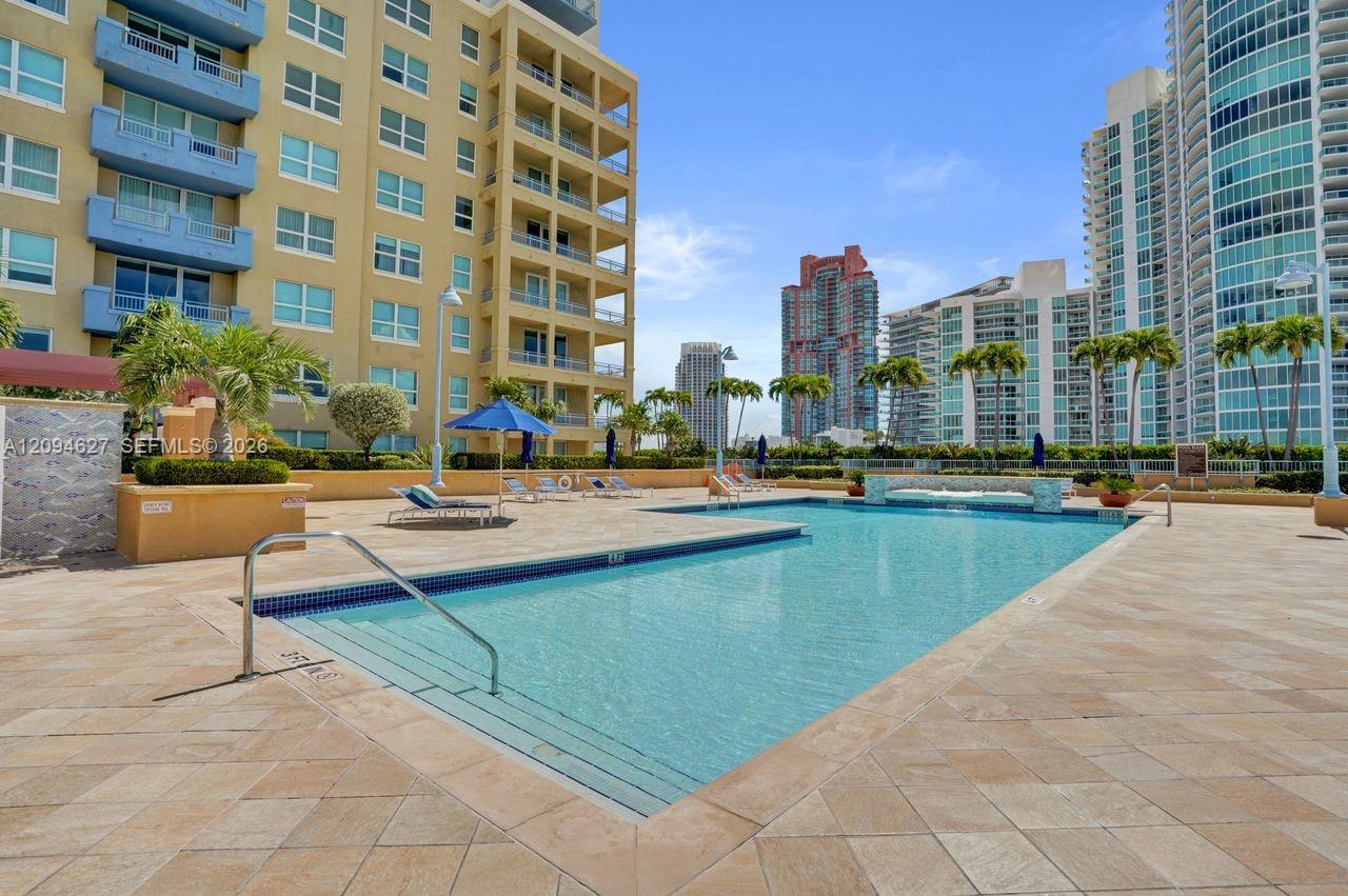 90 Alton Road