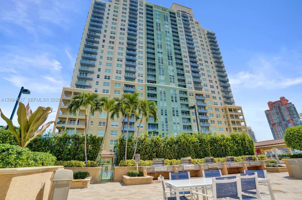 90 Alton Road