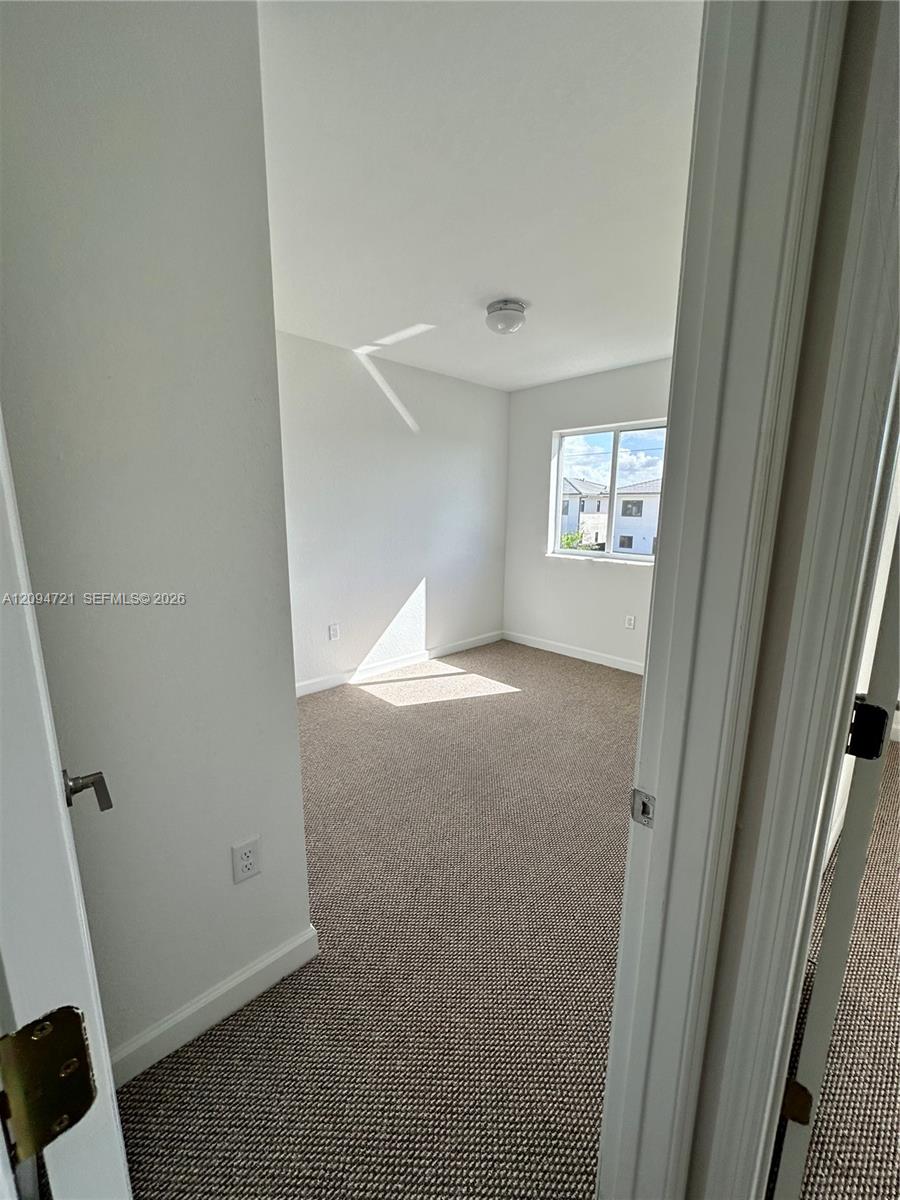 1245 NW 3rd Lane
