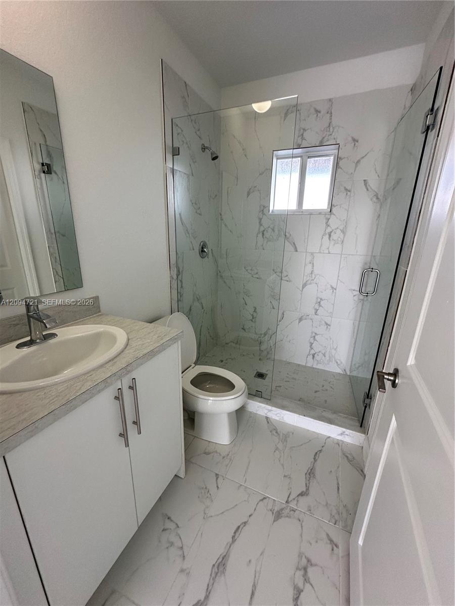 1245 NW 3rd Lane