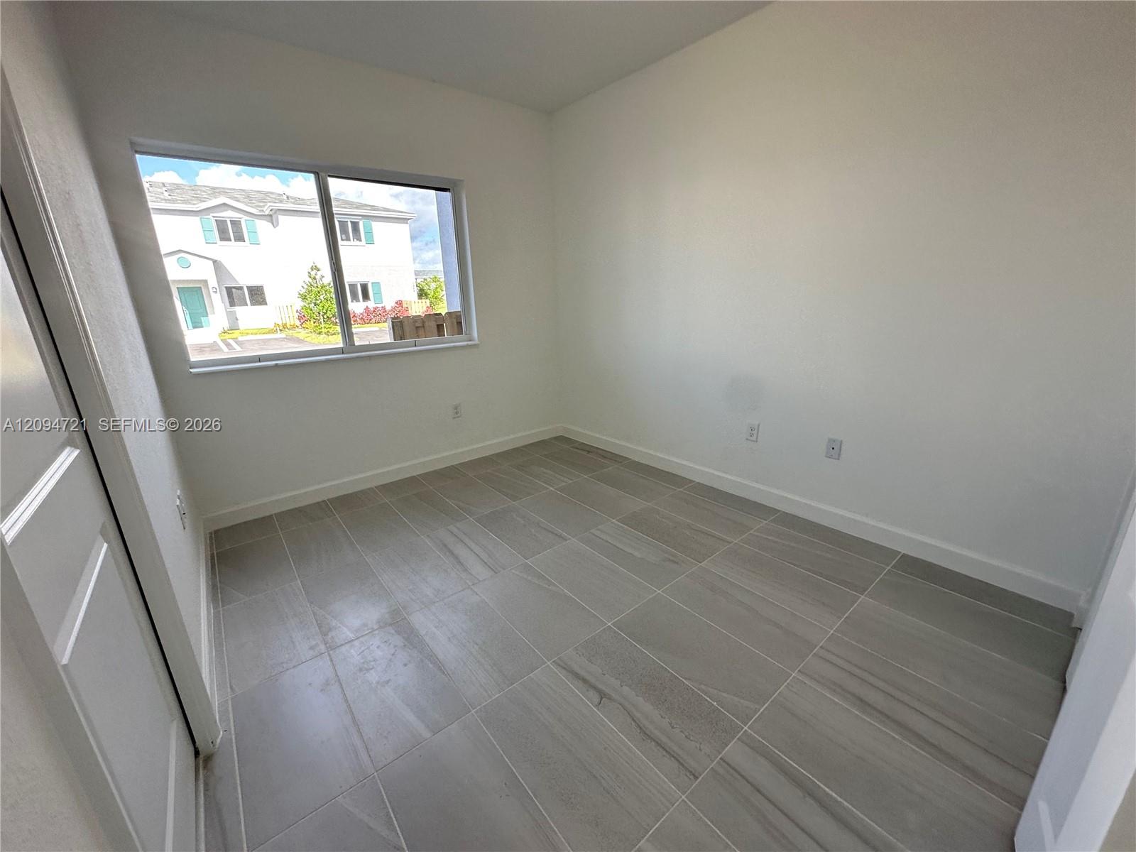 1245 NW 3rd Lane