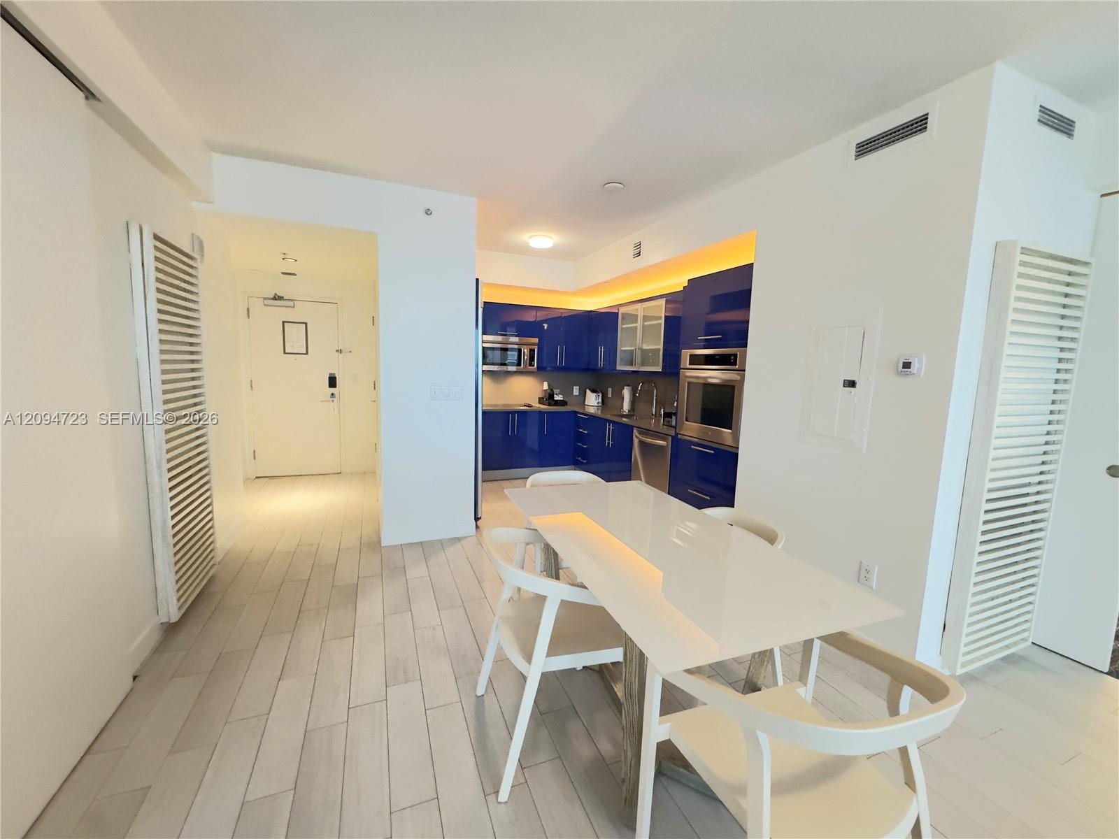3101 Bayshore Drive