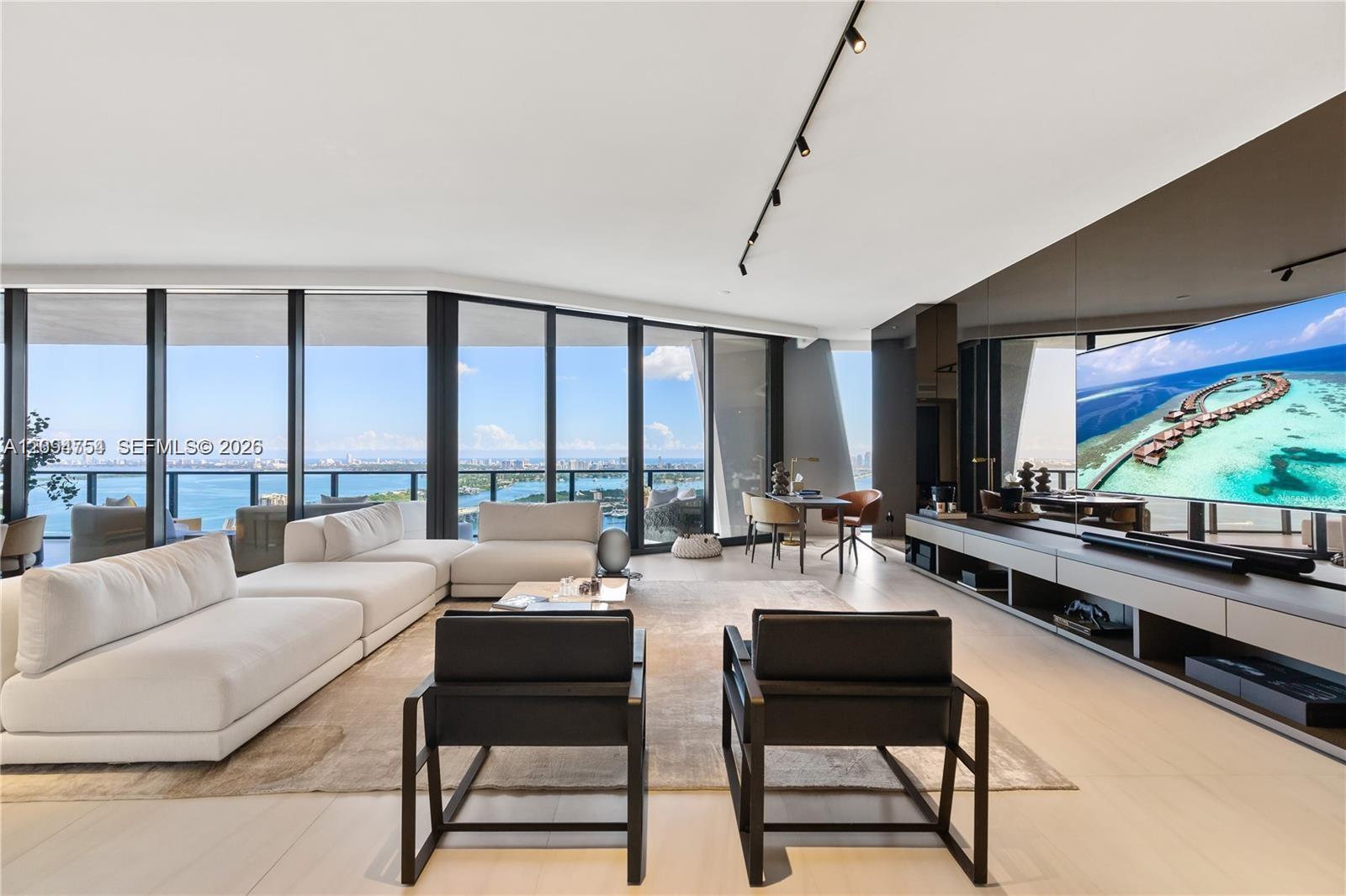 1000 Biscayne Boulevard