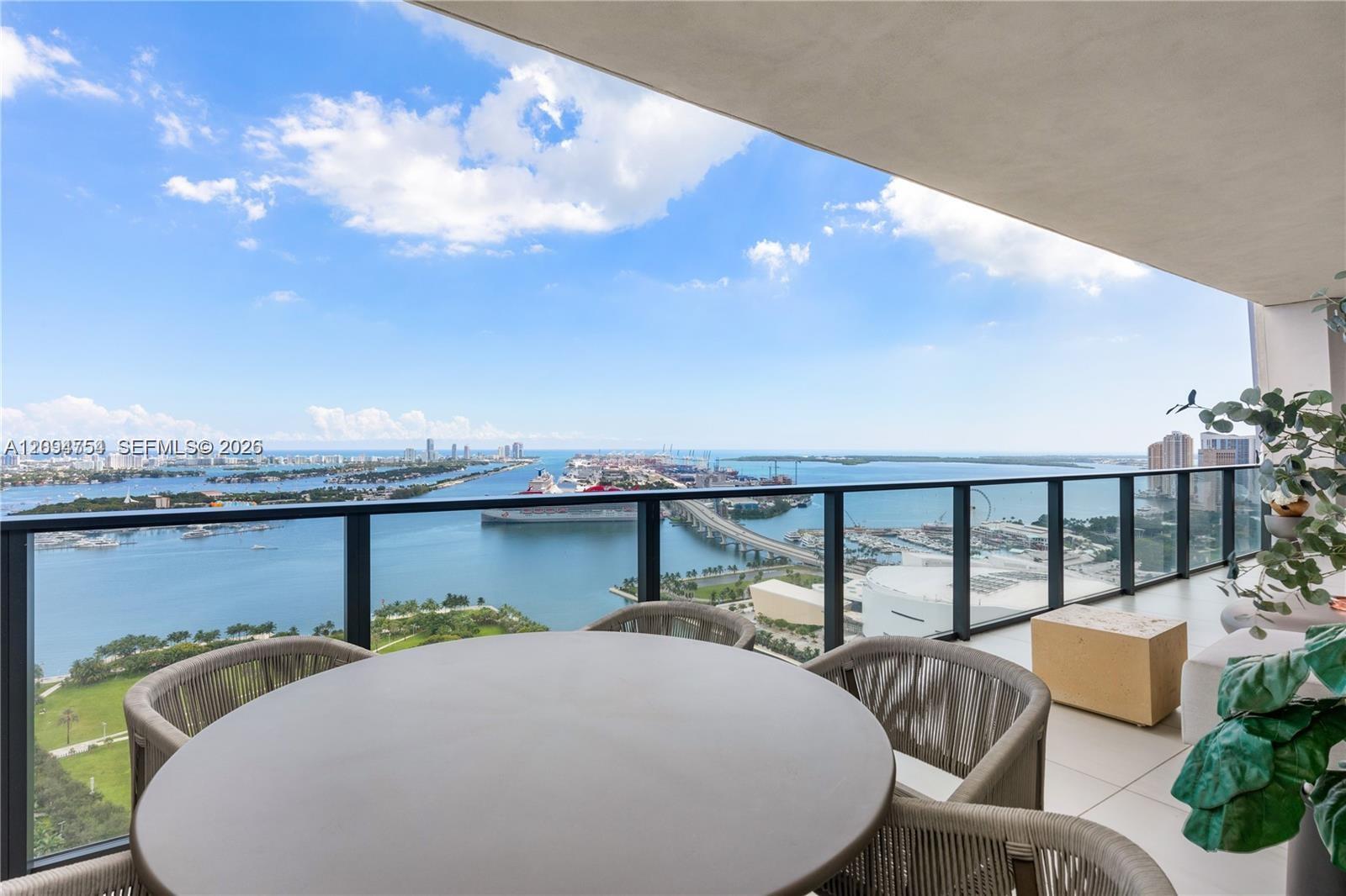 1000 Biscayne Boulevard