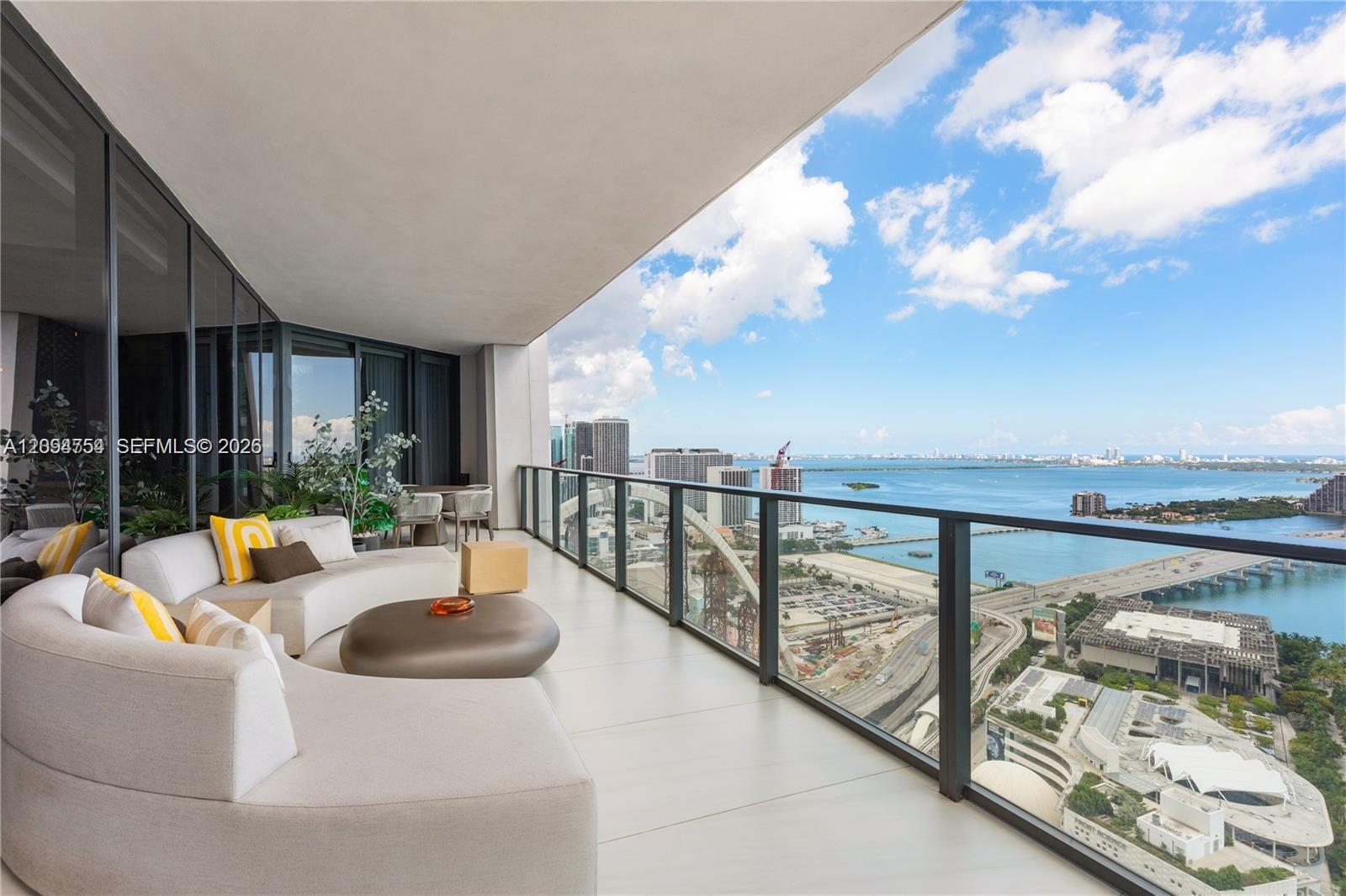 1000 Biscayne Boulevard