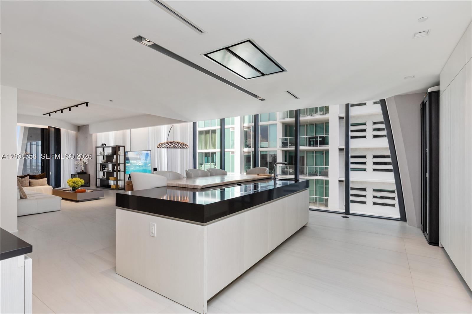 1000 Biscayne Boulevard
