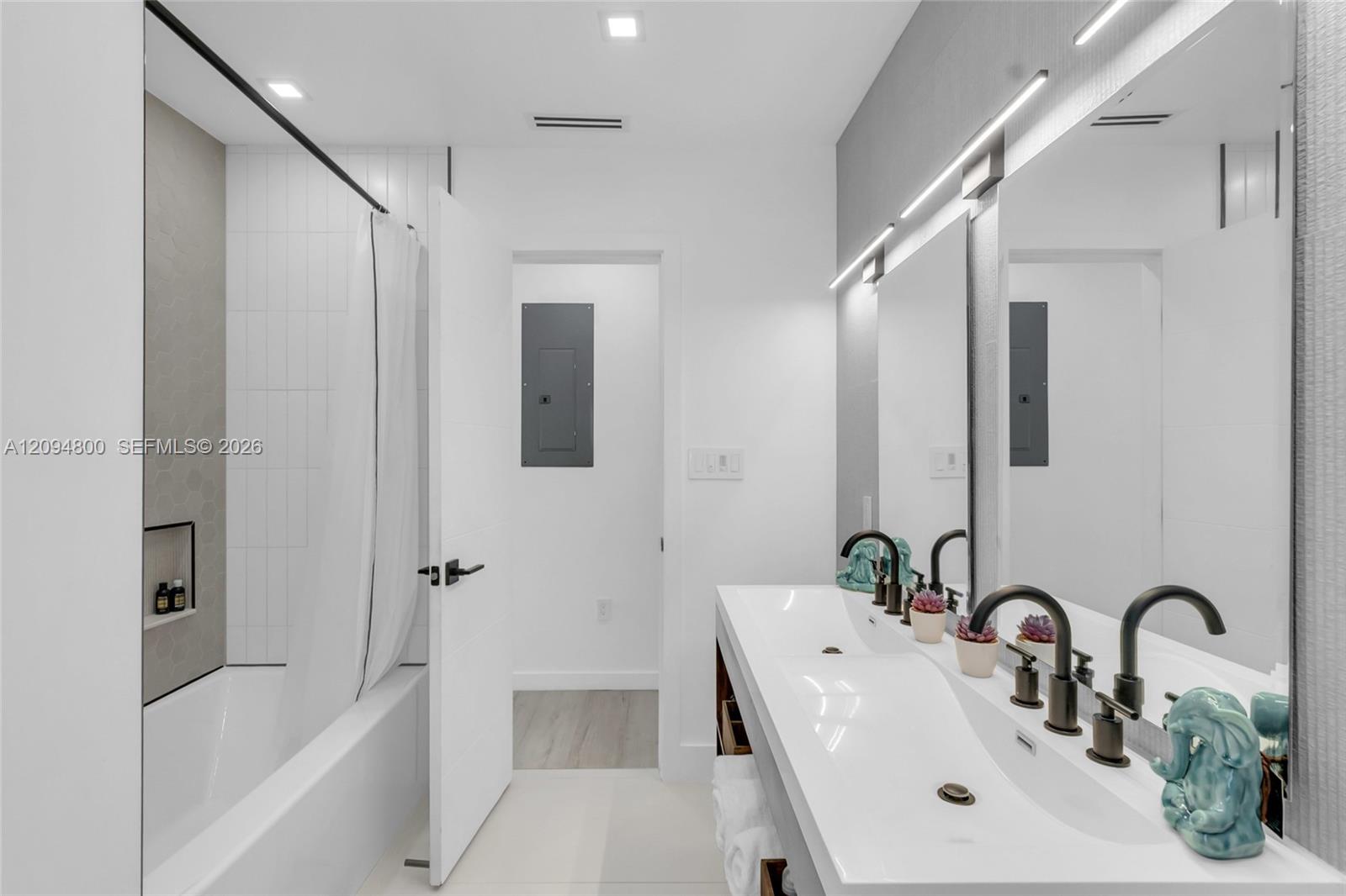 1175 NE 109th Street