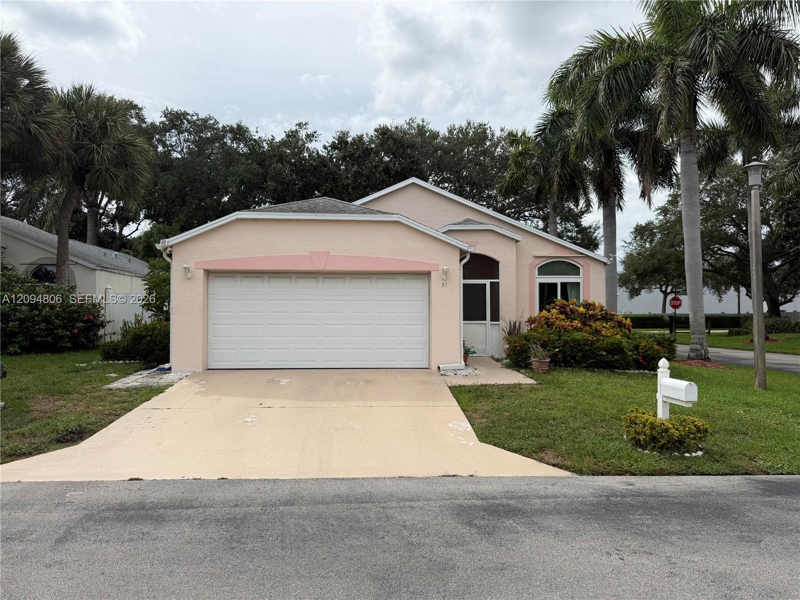 33 Bentwater Circle