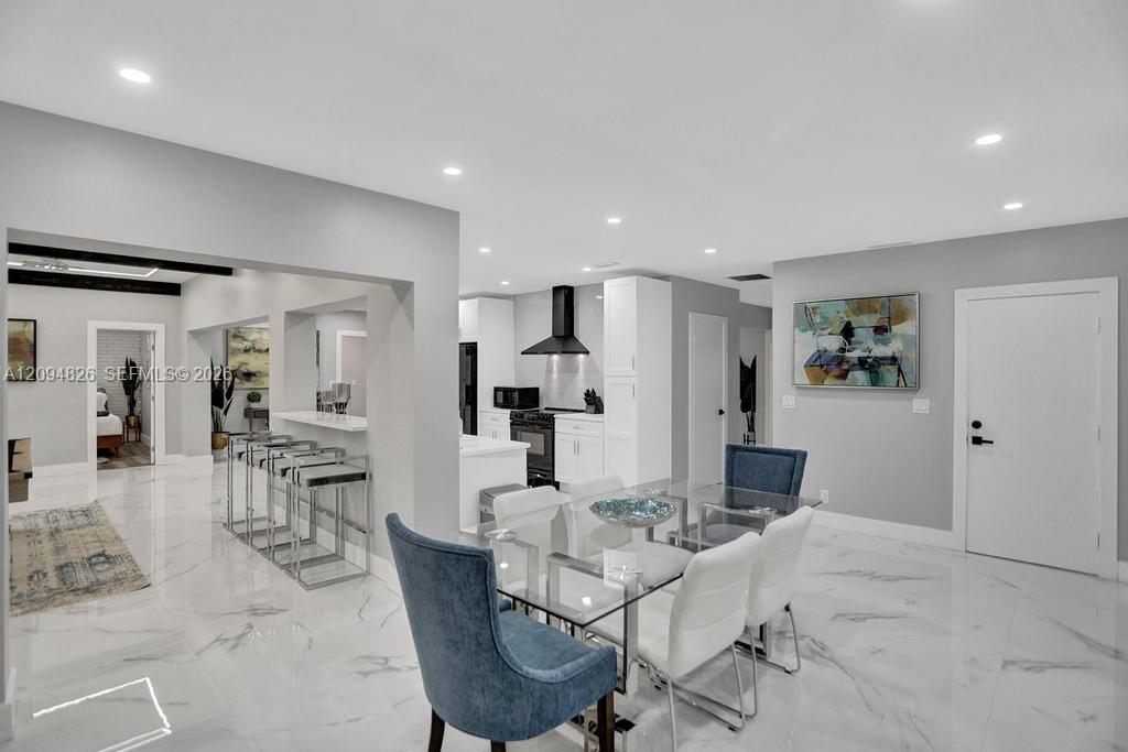 63 SE 5th Avenue