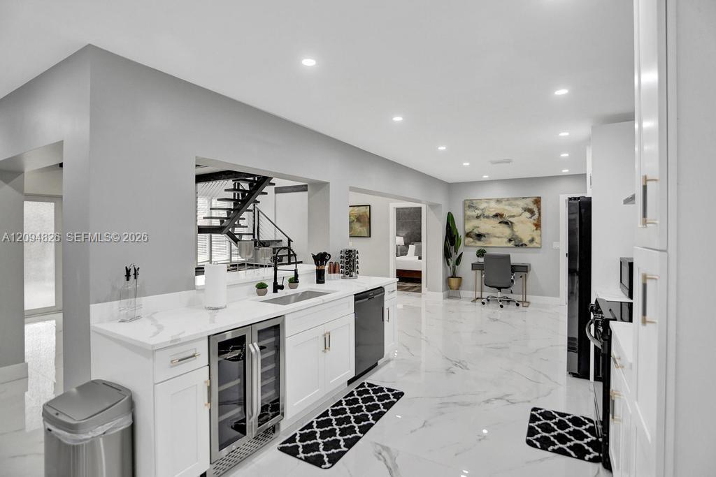 63 SE 5th Avenue