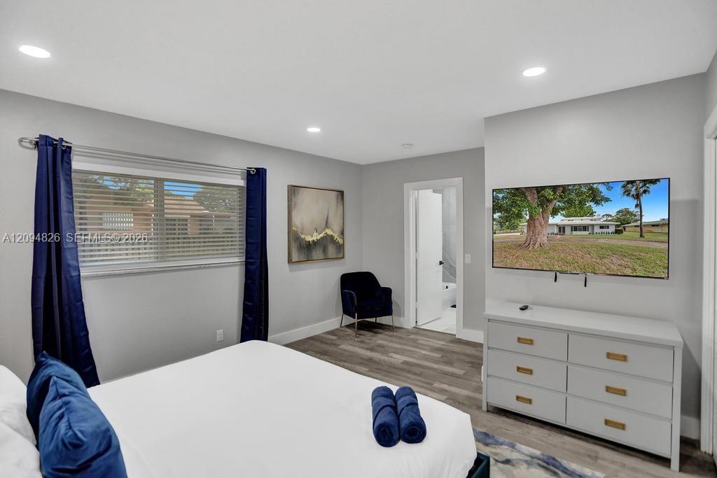 63 SE 5th Avenue