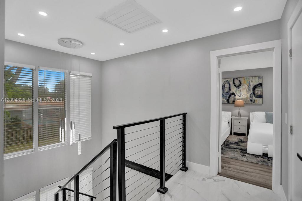 63 SE 5th Avenue