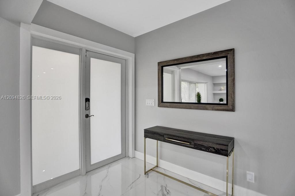 63 SE 5th Avenue