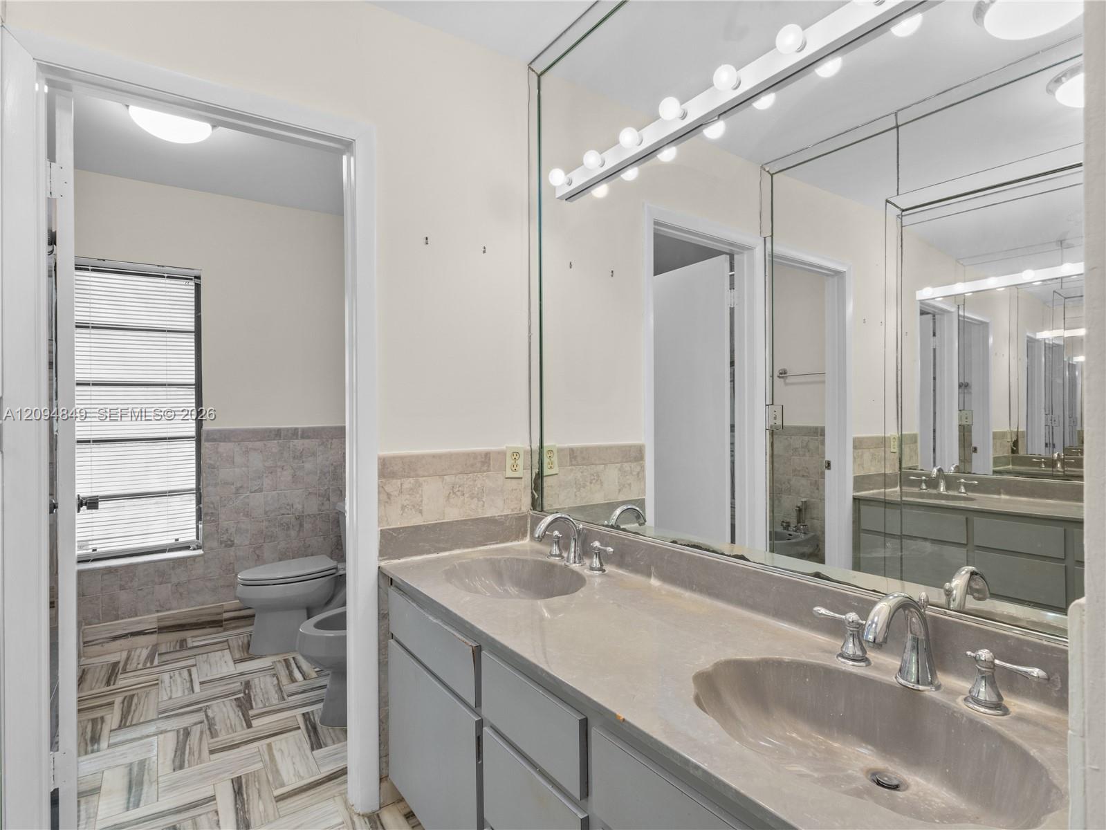 9360 SW 25th Street