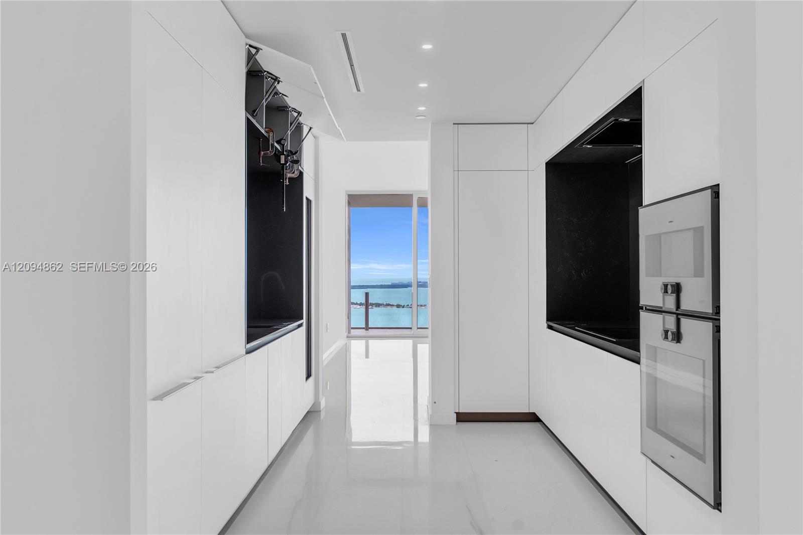 300 Biscayne Blvd Way