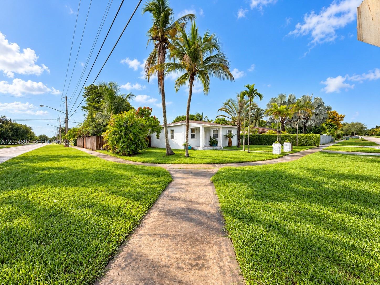 797 NW 9th Street