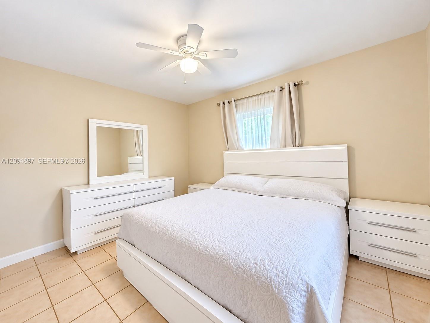 797 NW 9th Street