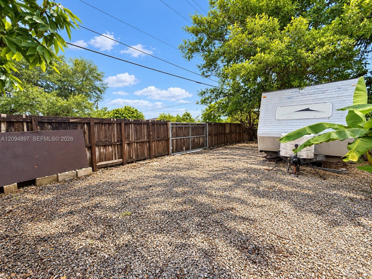 797 NW 9th Street