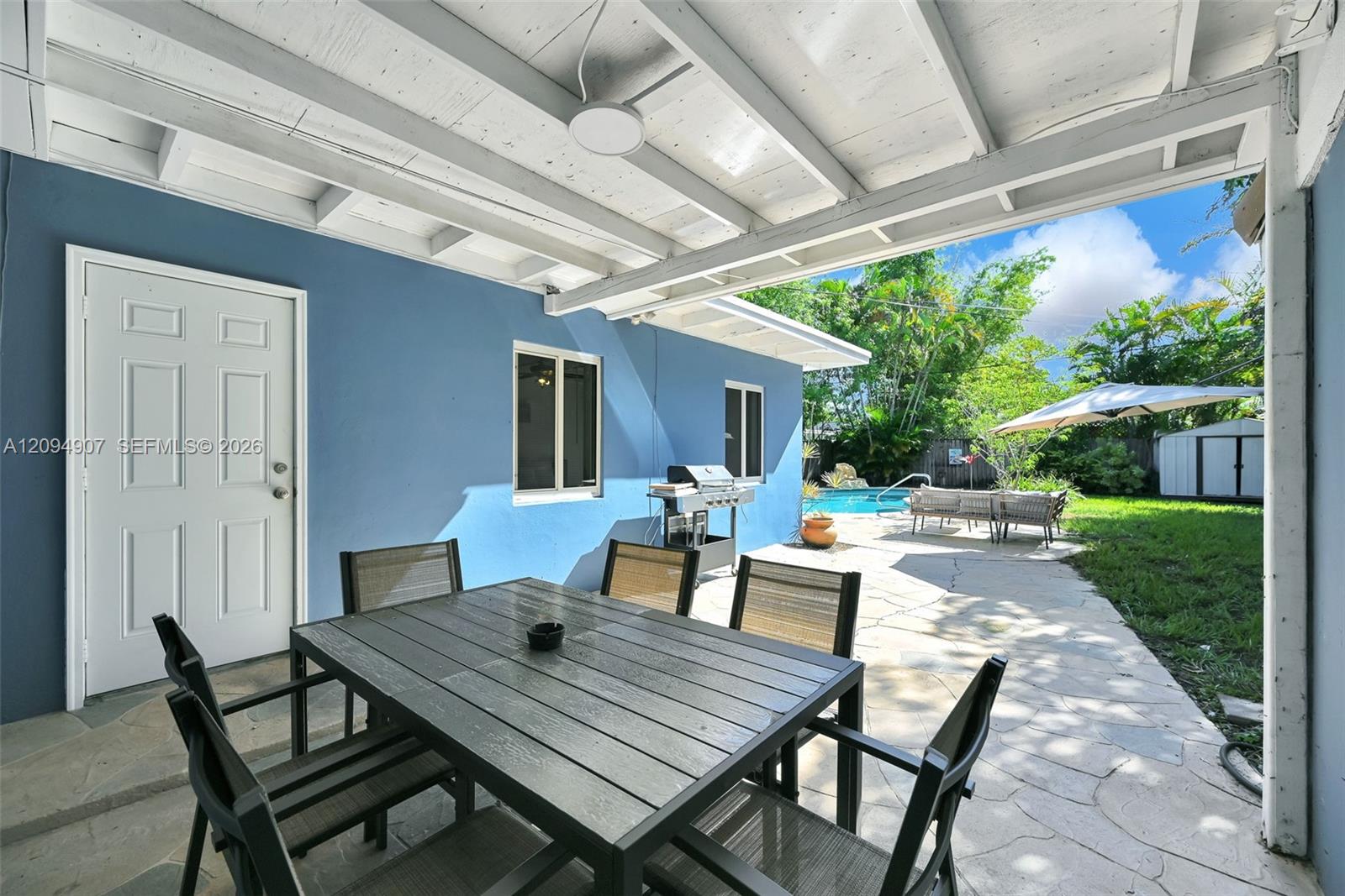 1328 N Andrews Avenue gallery image #31