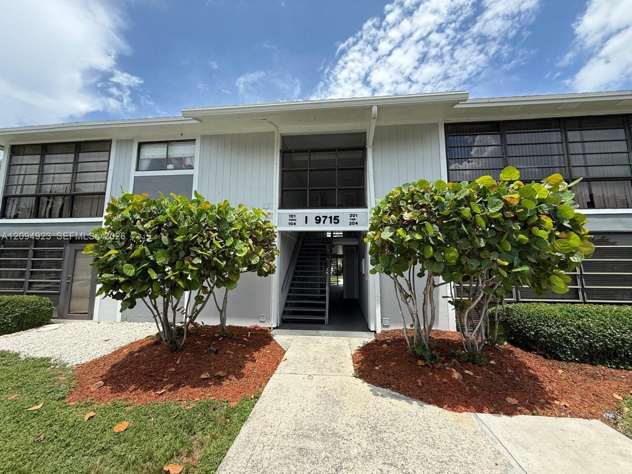 9715 Hammocks Boulevard