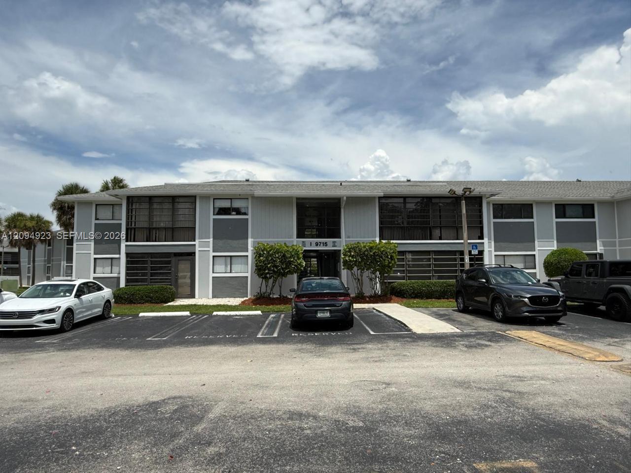9715 Hammocks Boulevard