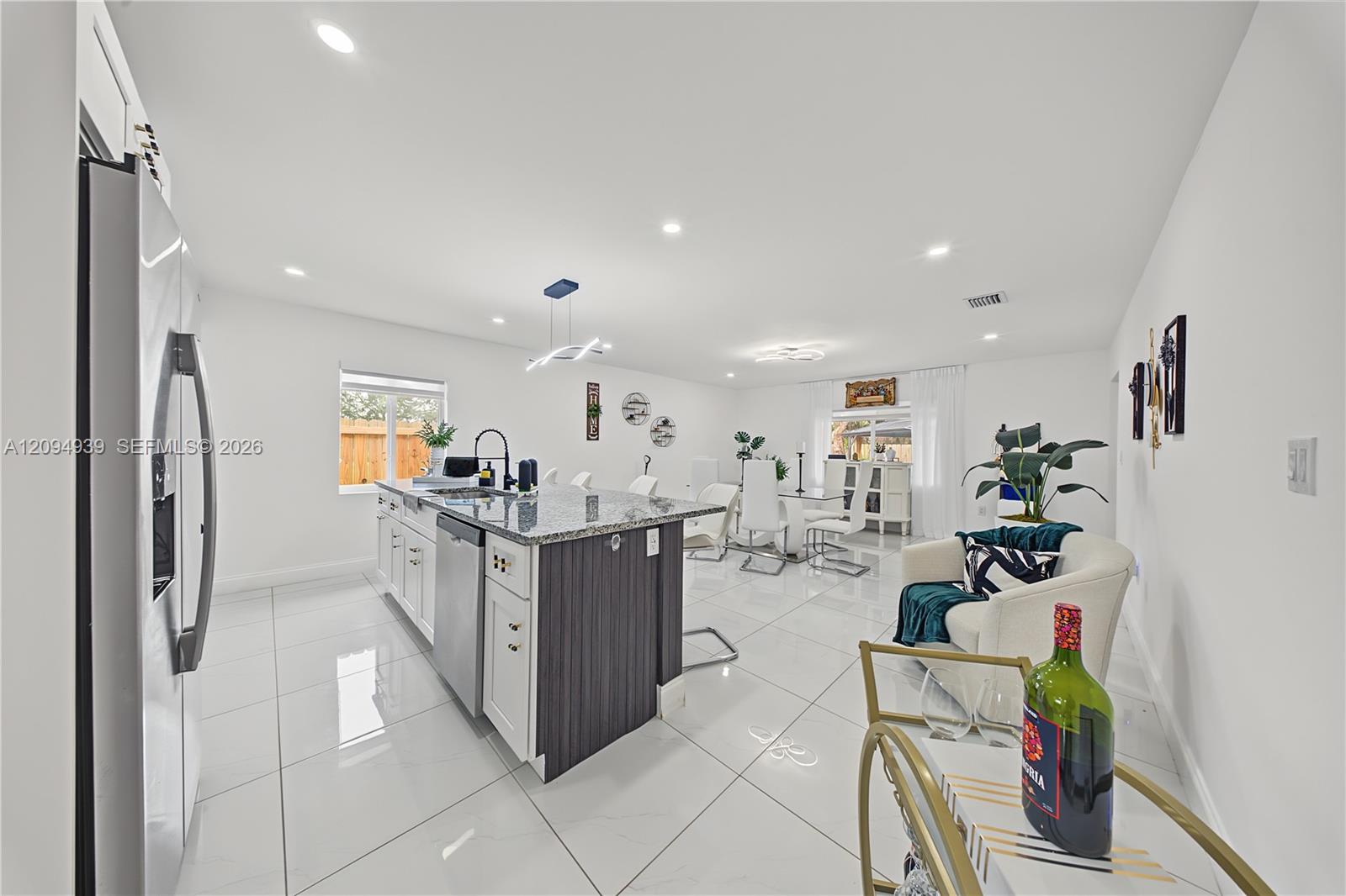 530 SW 7th Avenue