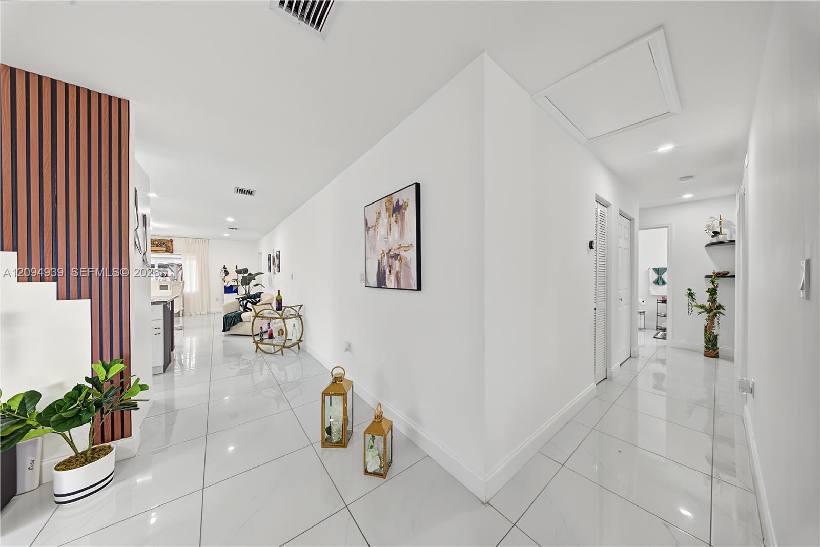 530 SW 7th Avenue