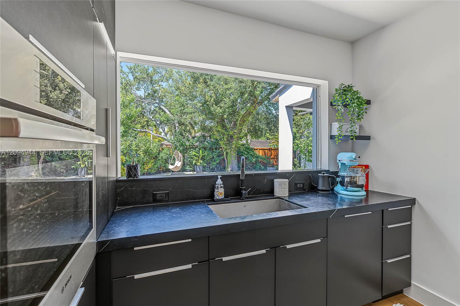 1867 SW 14th Terrace
