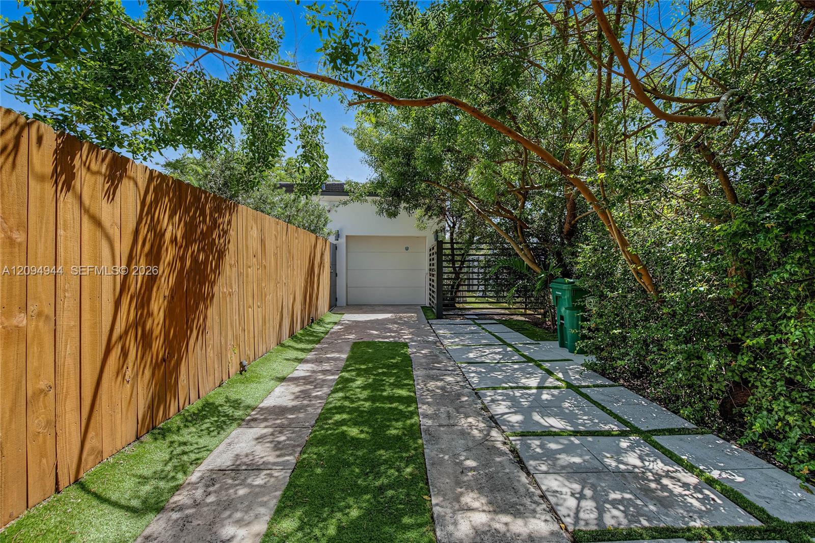 1867 SW 14th Terrace
