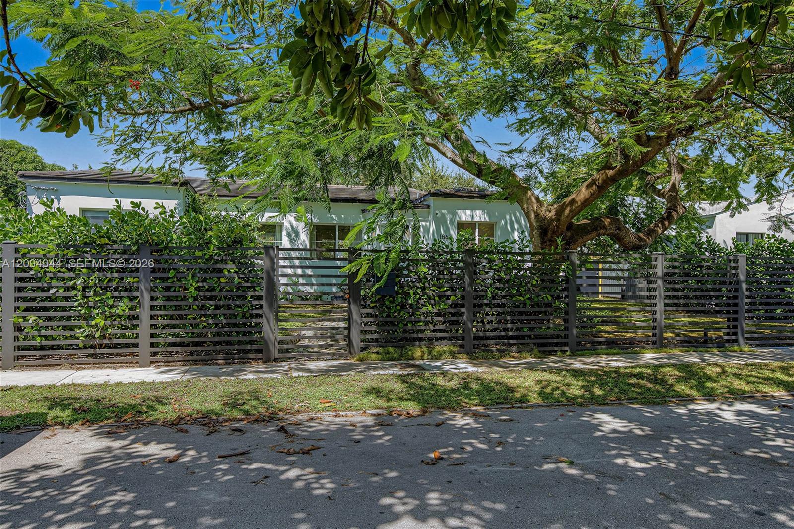 1867 SW 14th Terrace