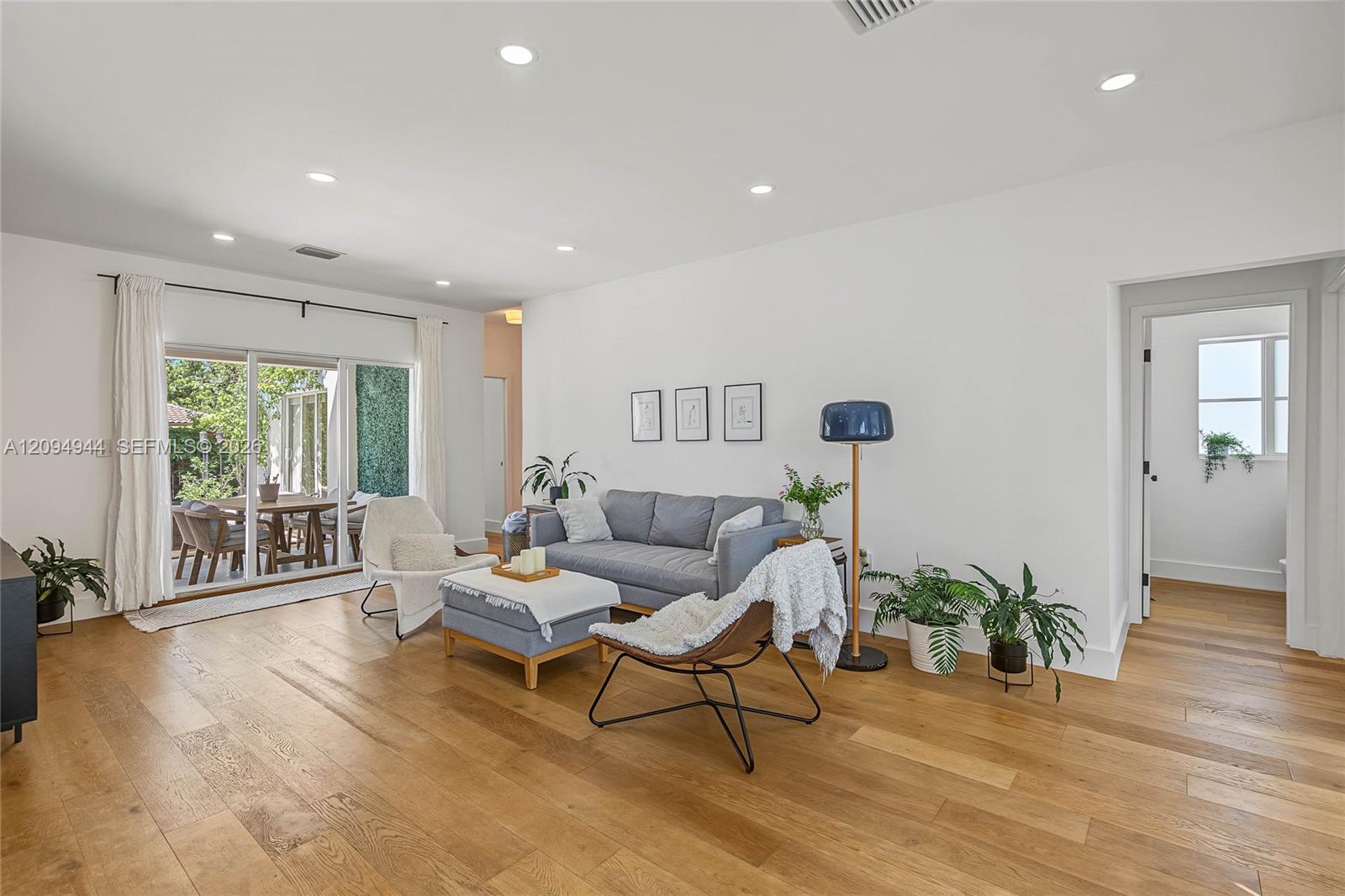 1867 SW 14th Terrace