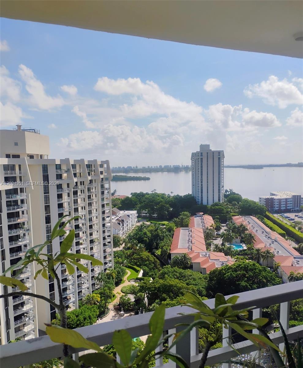 2000 Towerside Terrace