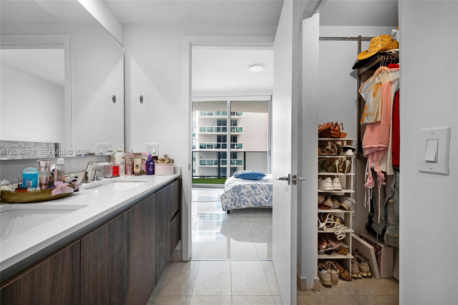488 NE 18th Street gallery image #10