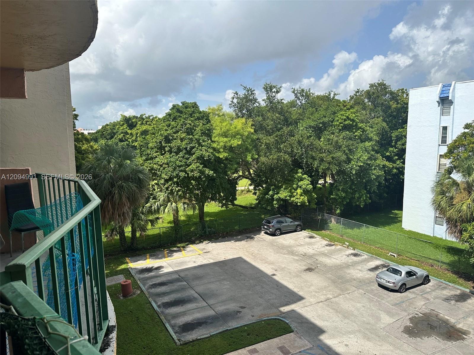 9360 Fontainebleau Boulevard